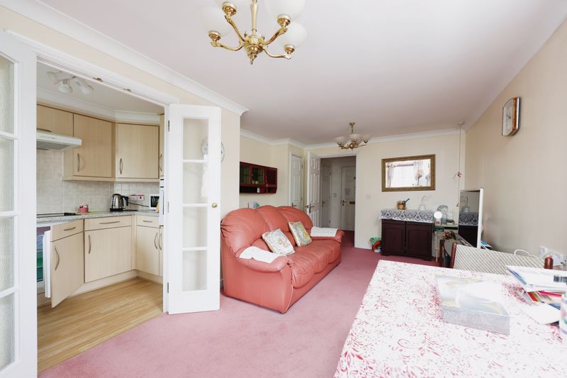 1 bed flat for sale in Hermitage Court, Plymouth PL4, £90,000