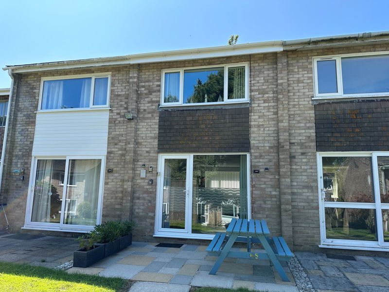 2 bed terraced house for sale in Newquay TR8, £69,950