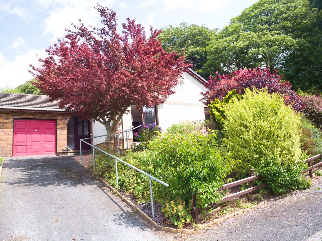3 bed detached bungalow for sale in Pentrehedyn, Newcastle Emlyn SA38, £299,950