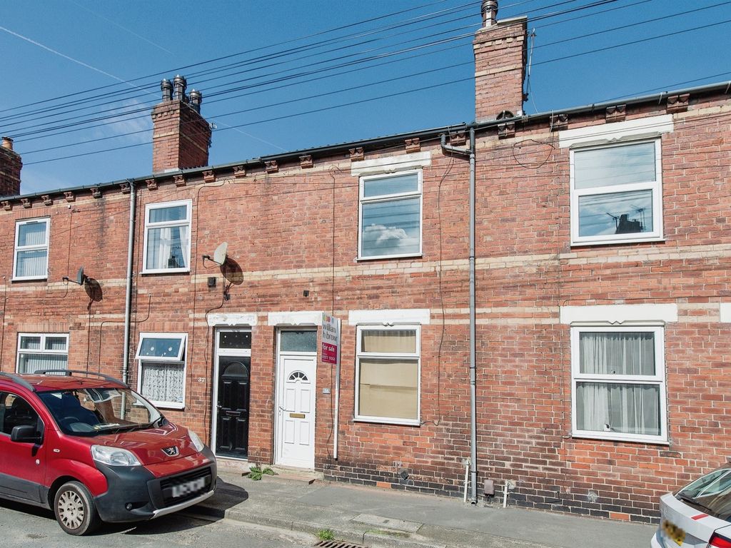 2 bed terraced house for sale in Granville Street, Castleford WF10, £80,000
