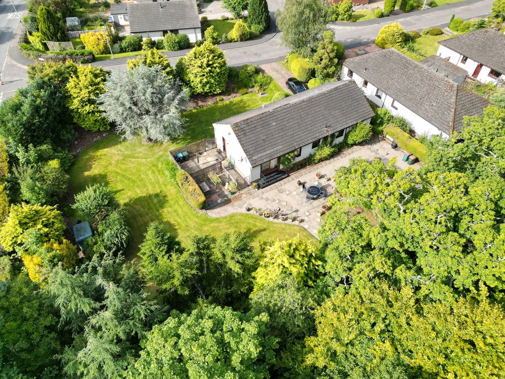 3 bed detached bungalow for sale in Fonab Crescent, Pitlochry PH16, £310,000