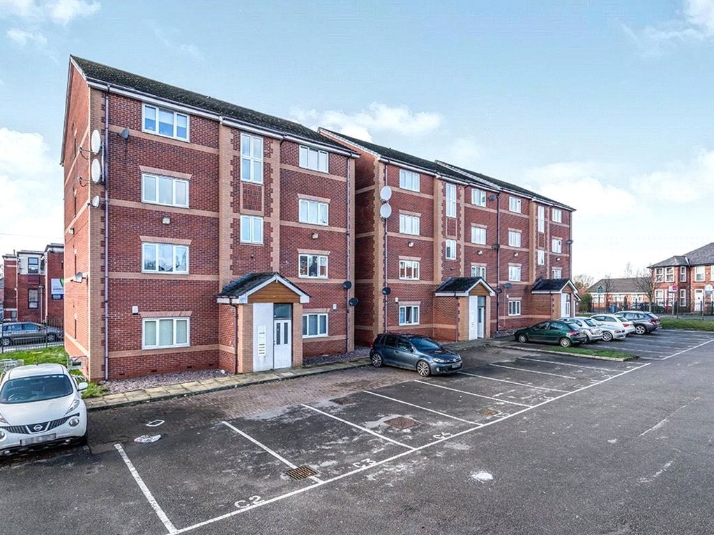 2 bed flat for sale in Worsley Gardens, Mountain Street, Worsley, Manchester M28, £75,000