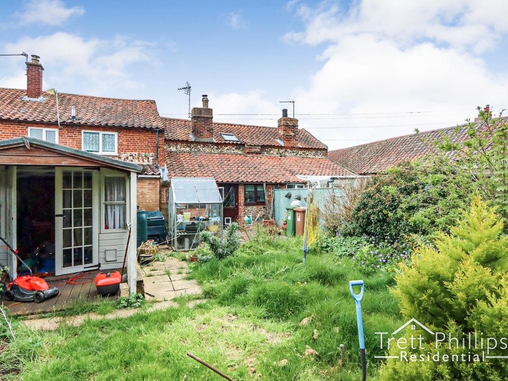 1 bed terraced house for sale in Market Row, Stalham, Norwich, Norfolk NR12, £170,000