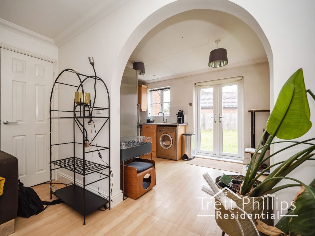 2 bed end terrace house for sale in Breeze Avenue, Aylsham, Norwich, Norfolk NR11, £260,000