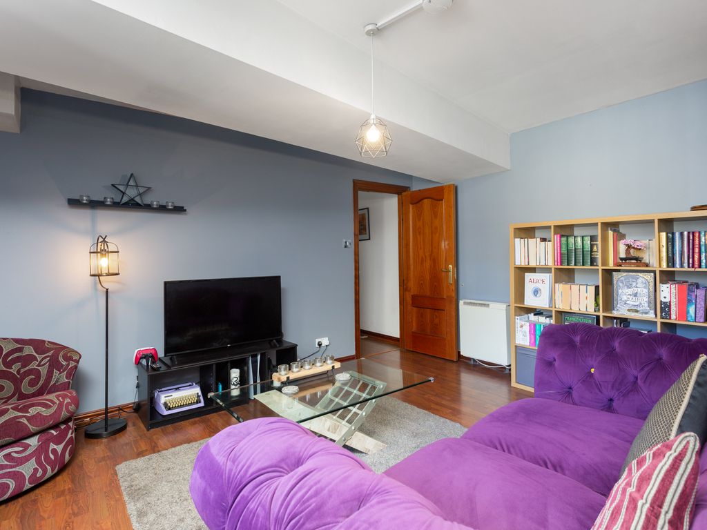 1 bed flat for sale in 17/20, Johns Place, Edinburgh EH6, £175,000