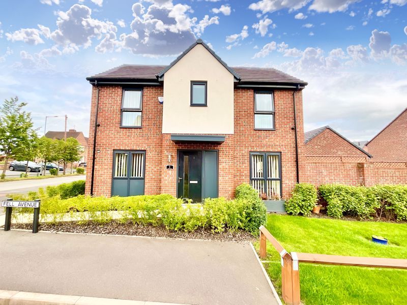 3 bed detached house for sale in Fell Avenue, Newcastle ST5, £250,000