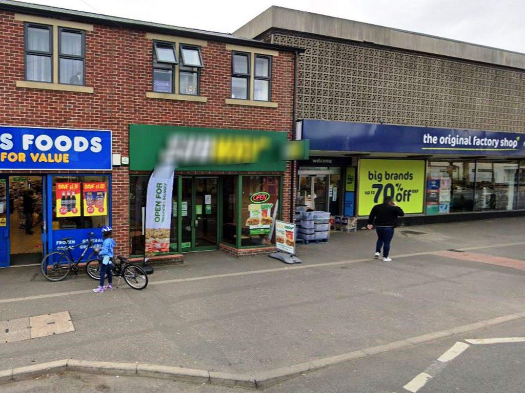 Retail premises for sale in Leeds, England, United Kingdom LS25, £24,995