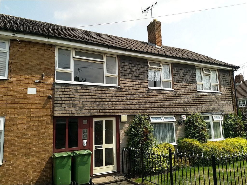 1 bed flat for sale in The Croft, Dudley, West Midlands DY2, £50,000