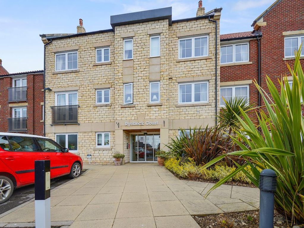 1 bed flat for sale in Ryebeck Court, Outgang Road, Eastgate, Pickering YO18, £145,000