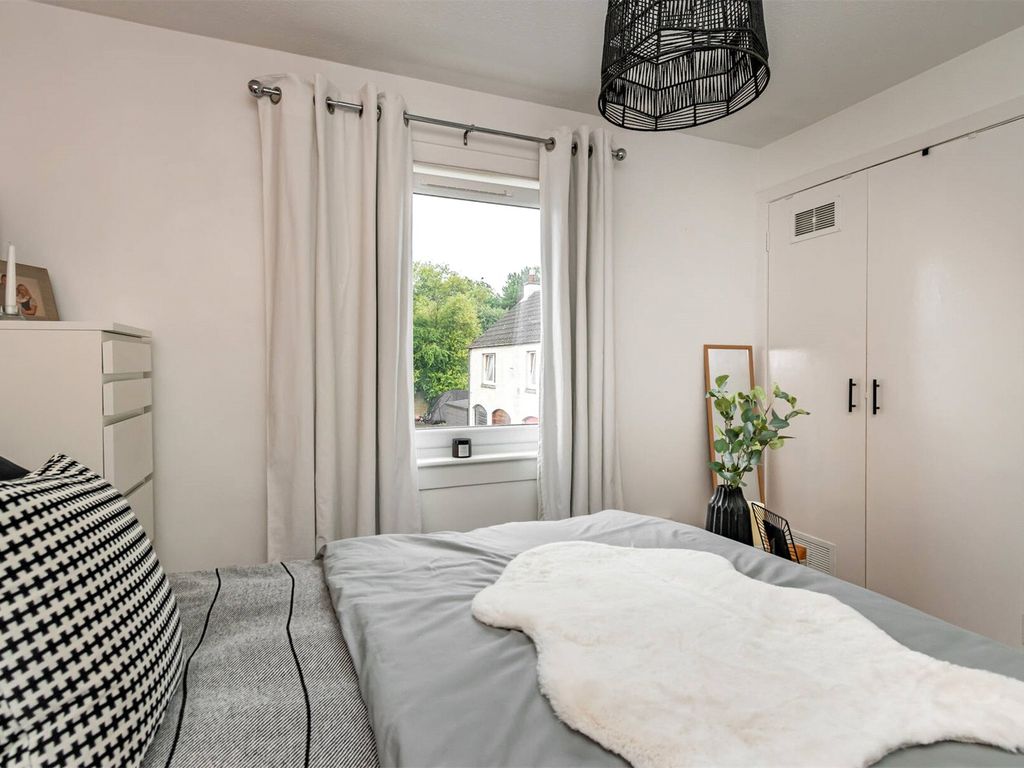 2 bed property for sale in Stuart Park, Corstorphine, Edinburgh EH12, £240,000