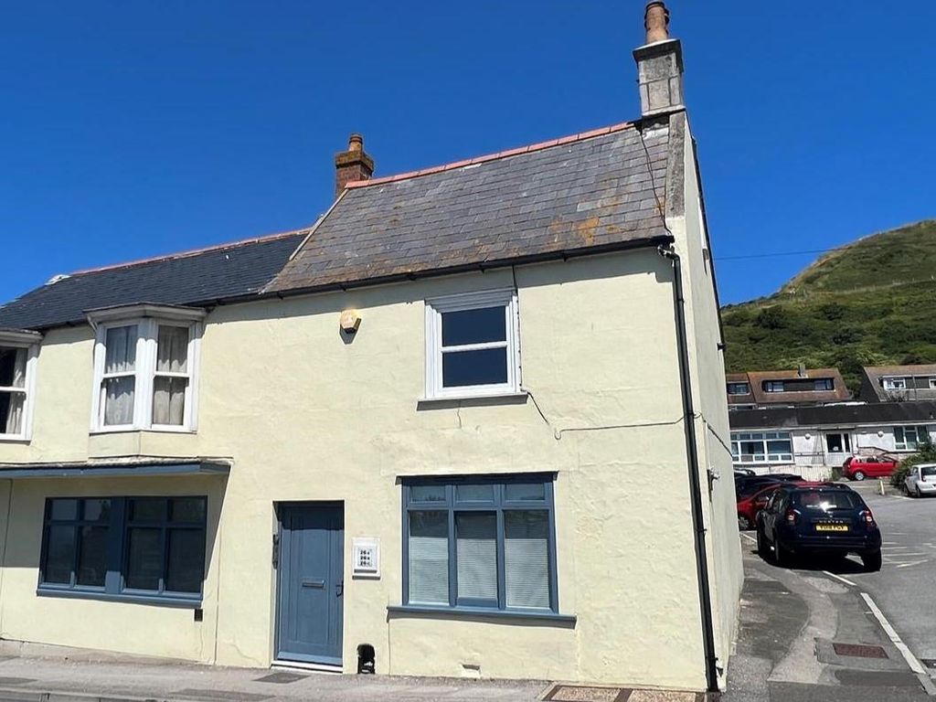 1 bed flat for sale in Fortuneswell, Portland DT5, £135,000