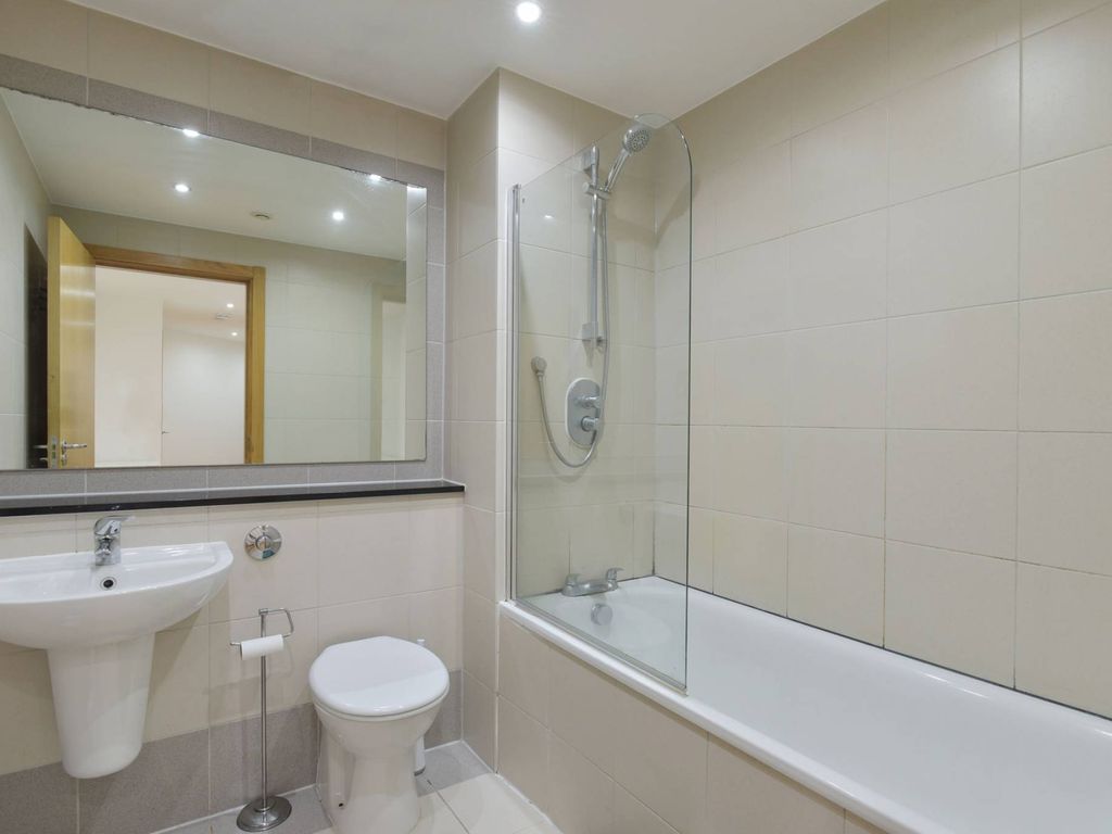 2 bed flat for sale in Hesperus Crossway, Edinburgh EH5, £200,000
