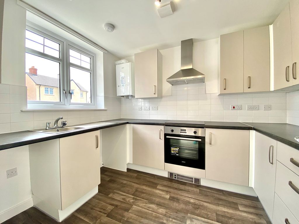 3 bed terraced house for sale in Walker Point Way, Newport NP20, £122,500