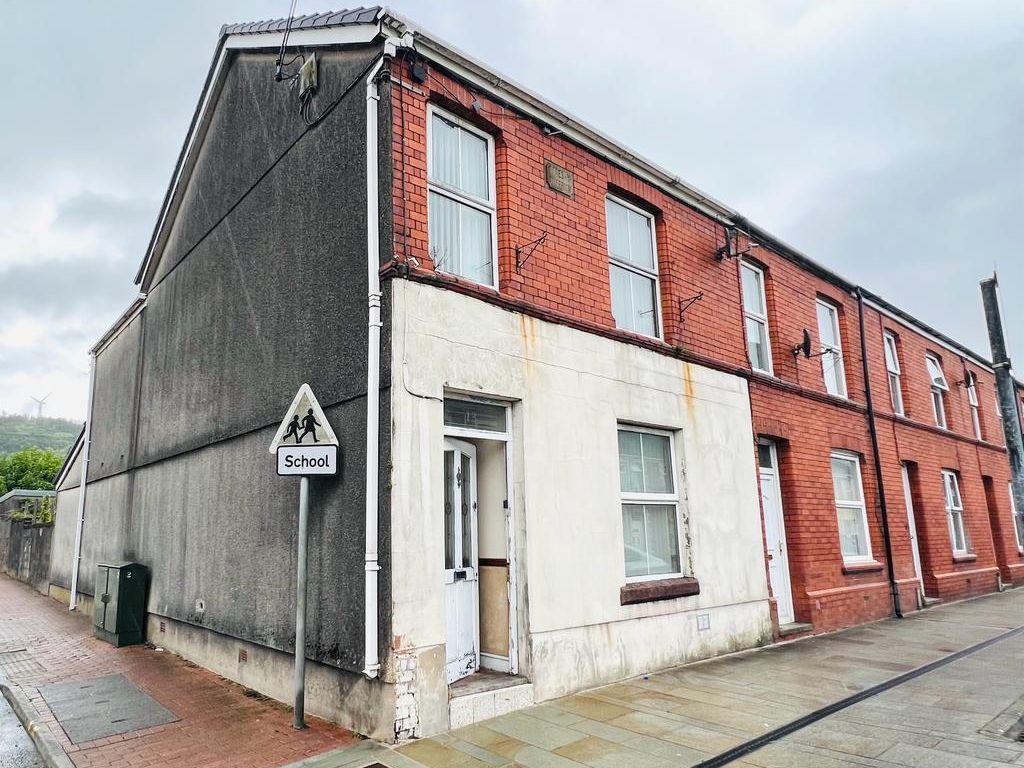 4 bed terraced house for sale in High Street, Glynneath, Neath SA11, £99,950