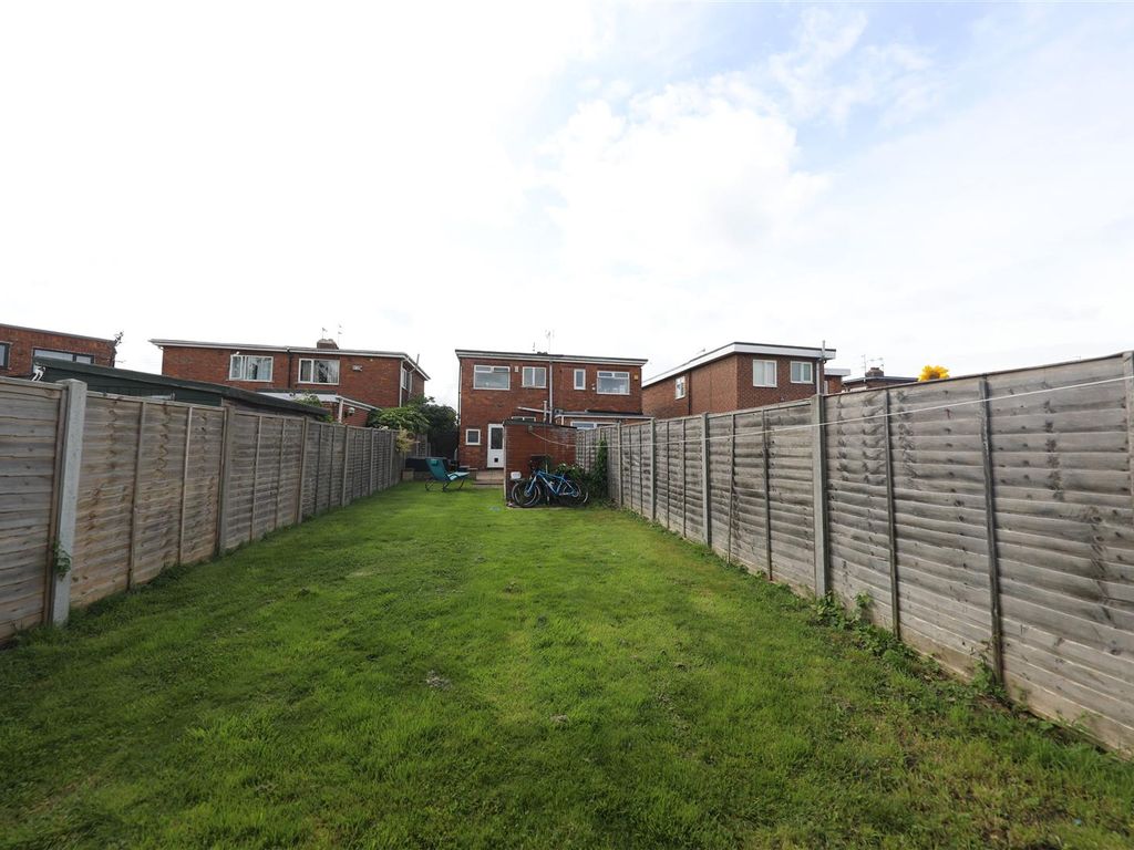 2 bed property for sale in Ledbury Road, Hull HU5, £115,000