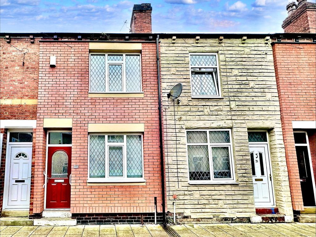 2 bed terraced house for sale in Rhodes Street, Castleford WF10, £100,000