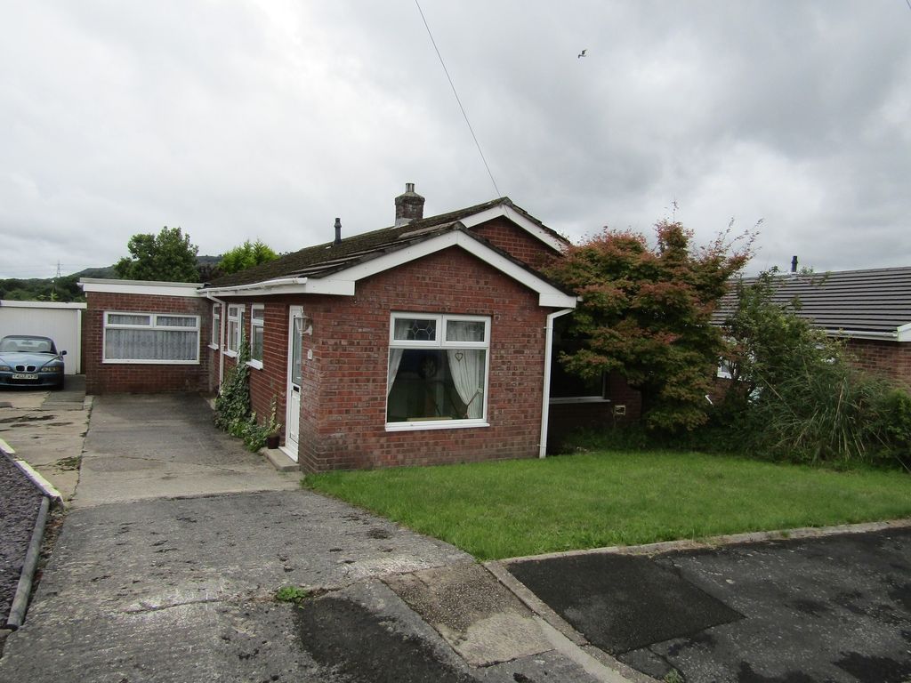 3 bed detached bungalow for sale in Delffordd, Rhos, Pontardawe, Swansea. SA8, £235,000