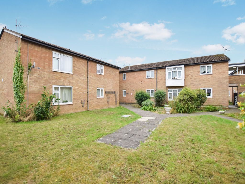 1 bed flat for sale in Fairey Avenue, Godmanchester, Huntingdon PE29, £140,000