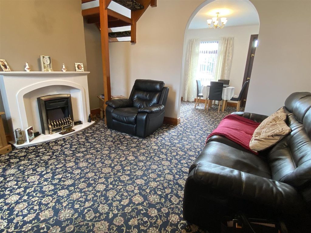 3 bed end terrace house for sale in School Street, Church Gresley DE11, £145,000