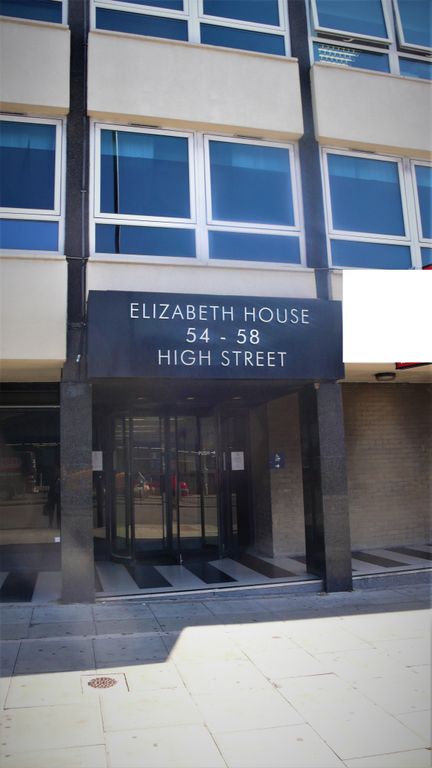 Office for sale in High Street, Edgware HA8, £225,000