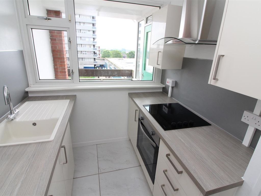 1 bed flat for sale in Riley Square, Bell Green, Coventry CV2, £60,000