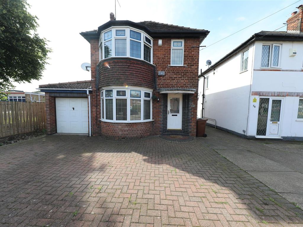 3 bed detached house for sale in Parkstone Road, Hull HU6, £200,000