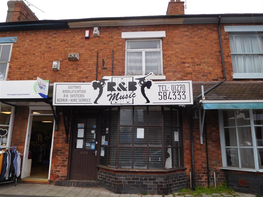 Retail premises for sale in Nantwich Road, Crewe CW2, £120,000