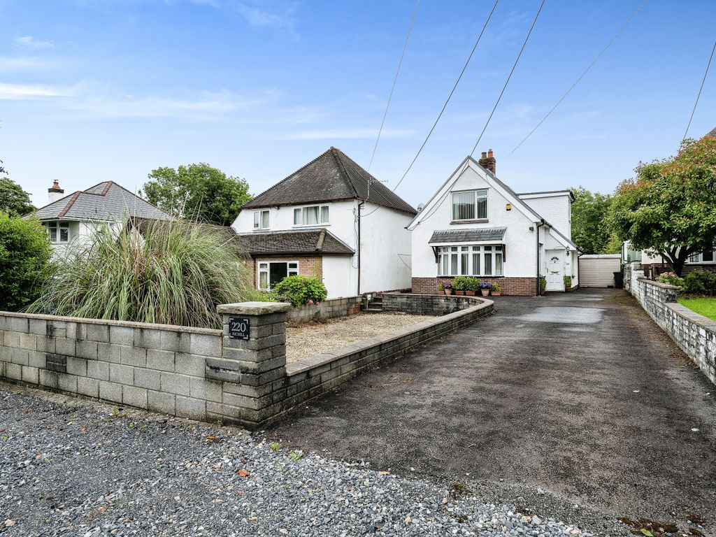 3 bed detached house for sale in Swansea Road, Trebanos, Pontardawe, Neath Port Talbot SA8, £295,000