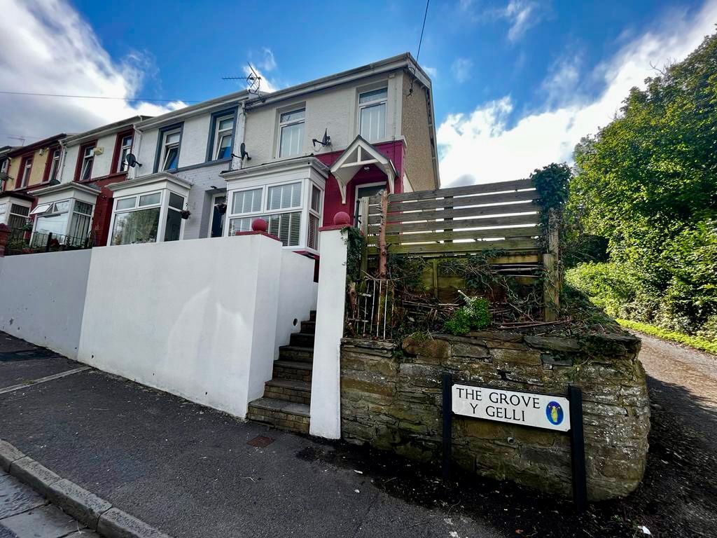 3 bed end terrace house for sale in The Grove, Aberfan CF48, £180,000