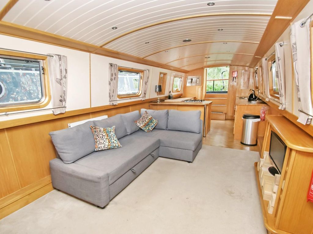 1 bed houseboat for sale in Sheering Mill Lane, Sawbridgeworth CM21, £124,950
