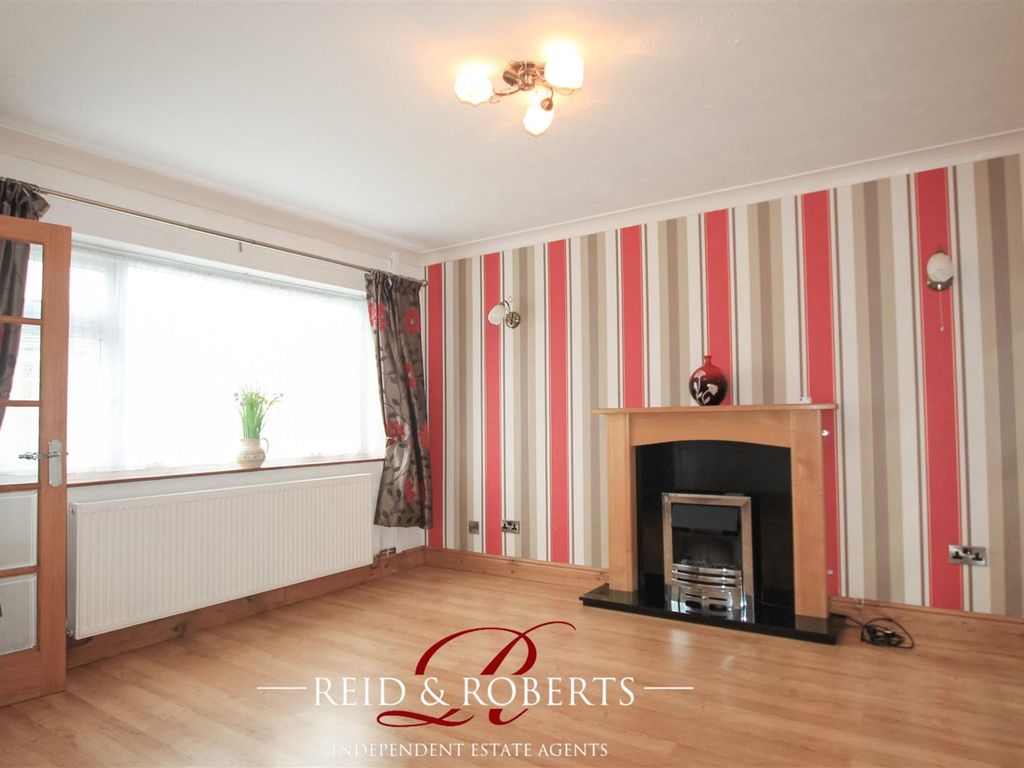 3 bed property for sale in Viking Way, Connah's Quay, Deeside CH5, £225,000