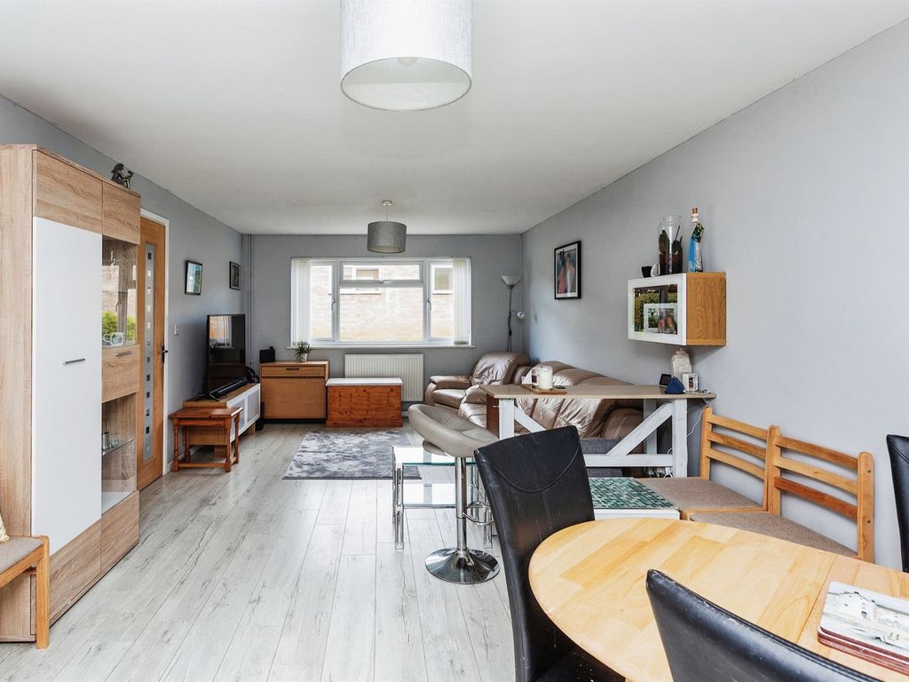 3 bed end terrace house for sale in Myrtle Bank, Stacey Bushes, Milton Keynes MK12, £260,000