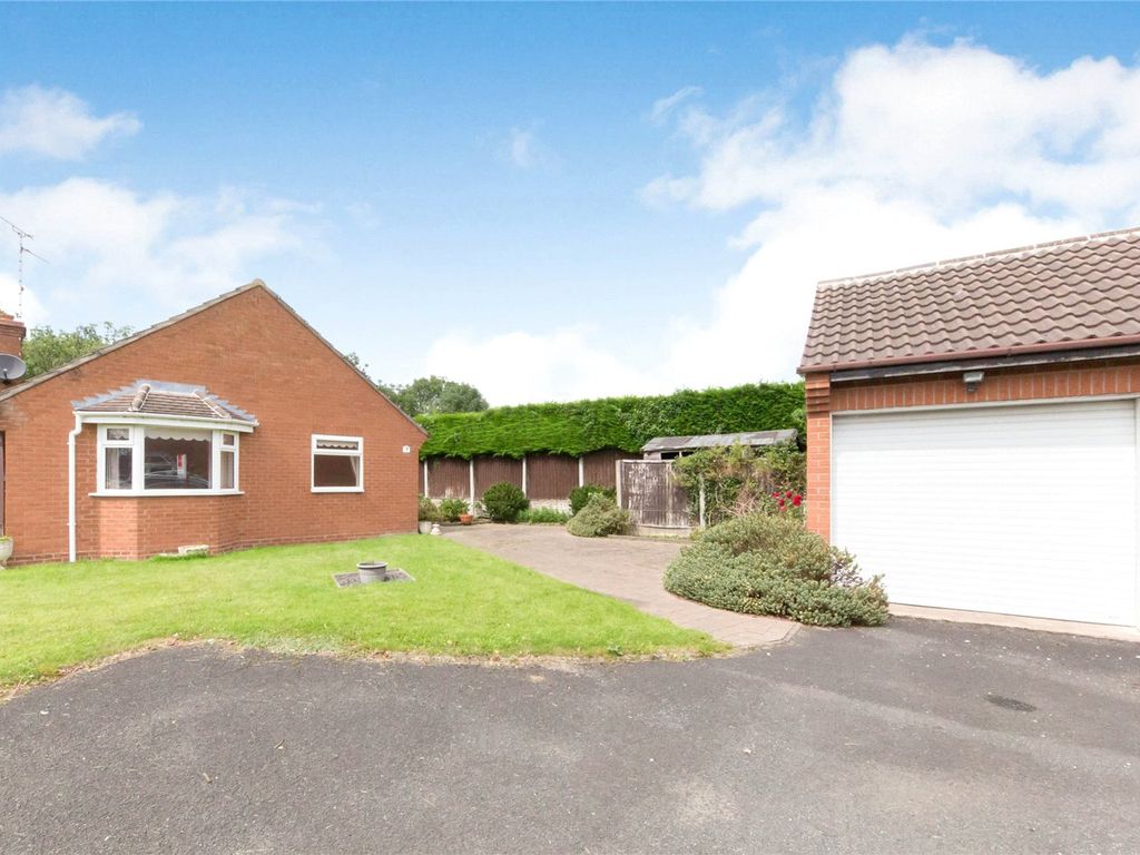 2 bed detached house for sale in Kinder Drive, Woolstanwood Estate, Cheshire CW2, £210,000