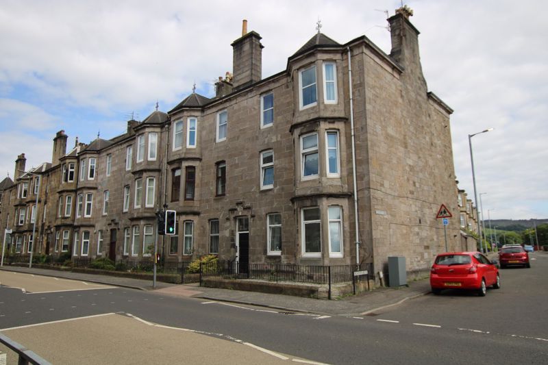 2 bed flat for sale in Bonhill Road, Dumbarton G82, £79,000