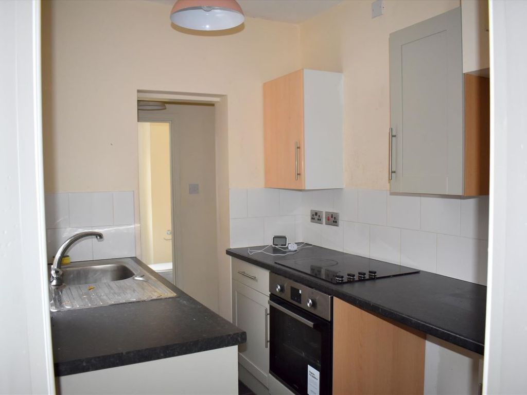 1 bed flat for sale in 16E Egerton Court, Barrow-In-Furness, Cumbria LA14, £14,000