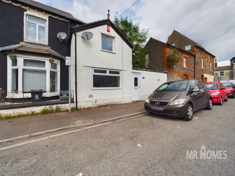 2 bed property for sale in Atlas Road, Canton, Cardiff CF5, £200,000