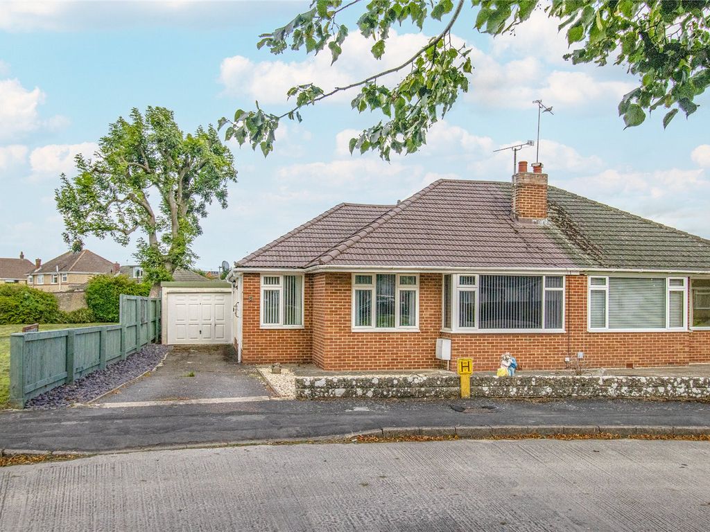 3 bed bungalow for sale in Beverstone Grove, Lawns, Swindon SN3, £325,000