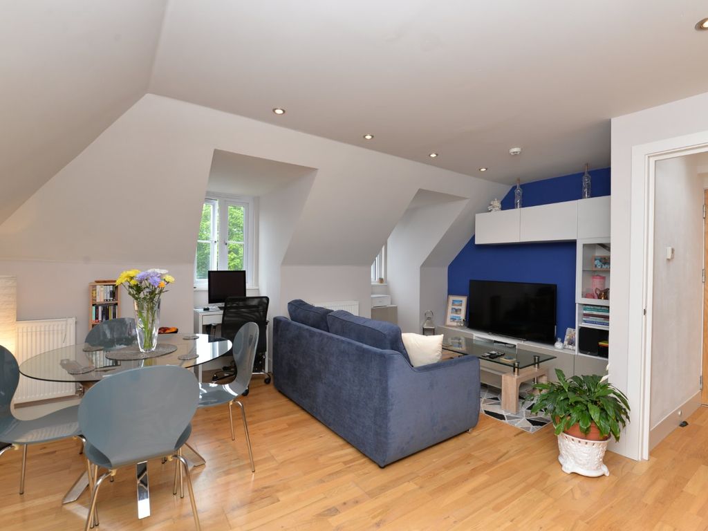 1 bed flat for sale in Milton Manor, Manor Road, New Milton BH25, £189,950