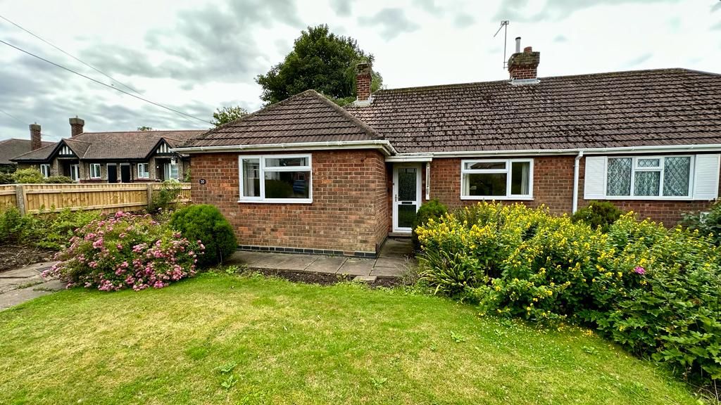 2 bed bungalow for sale in Grantham Avenue, Scartho, Grimsby DN33, £160,000