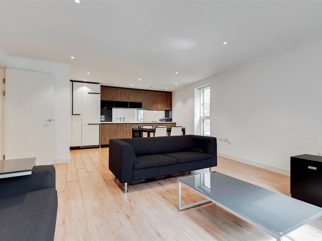 1 bed flat for sale in Conington Road, London SE13, £280,000