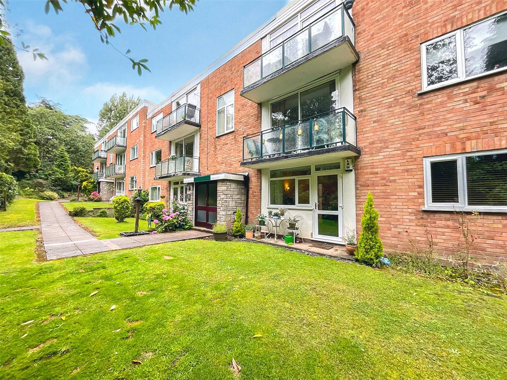 2 bed flat for sale in Eastmoor Close, Foley Road East, Sutton Coldfield, West Midlands B74, £195,000