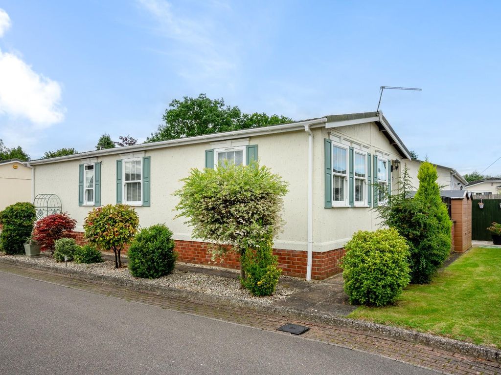 2 bed detached bungalow for sale in The Willows, Acaster Malbis, York YO23, £165,000
