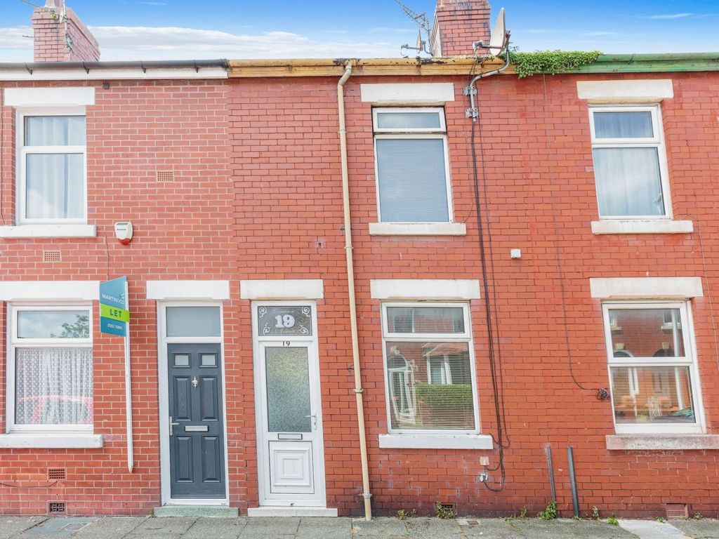 2 bed terraced house for sale in Cameron Avenue, Blackpool FY3, £80,000
