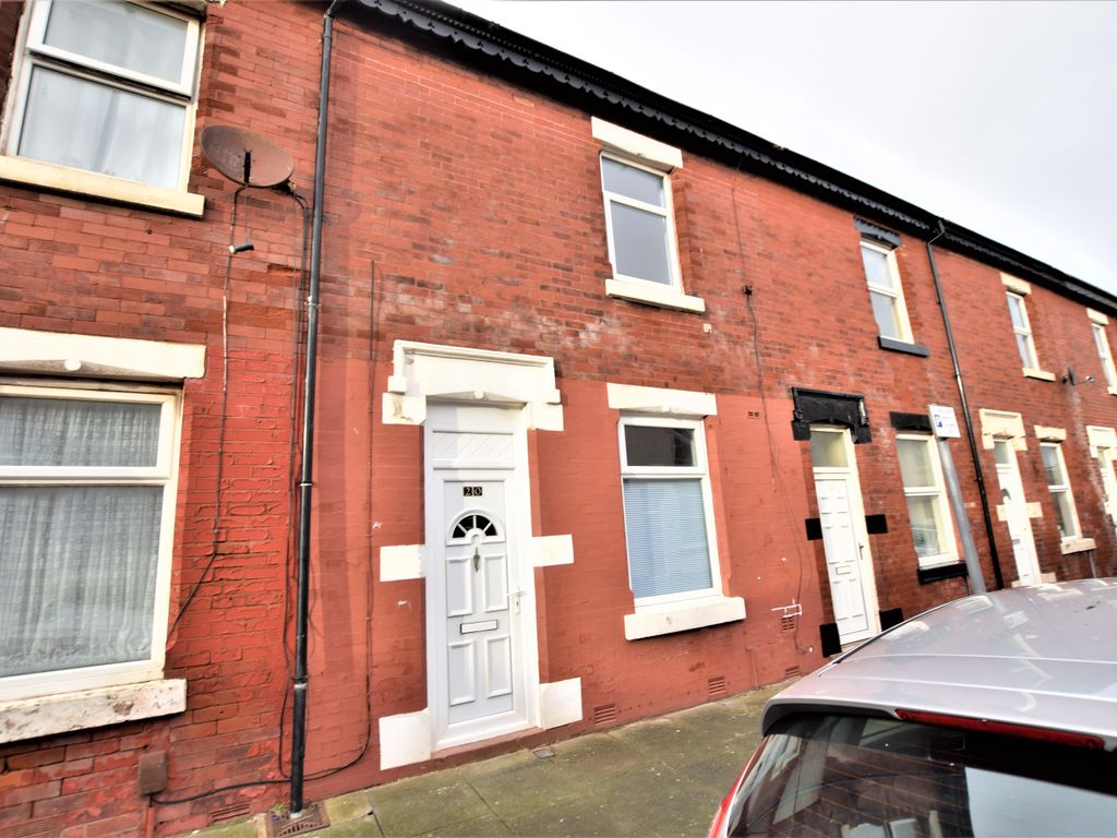2 bed terraced house for sale in Cross Street, Blackpool FY1, £75,000