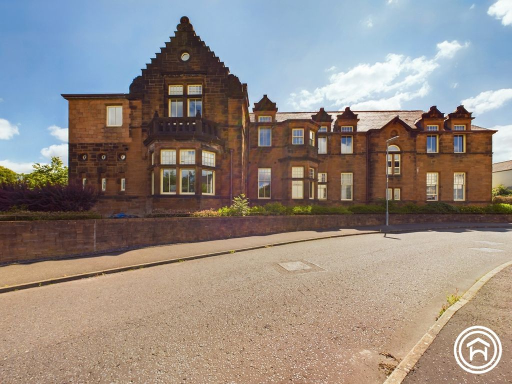 1 bed flat for sale in Gartloch Avenue, Gartcosh, Glasgow, City Of Glasgow G69, £140,000