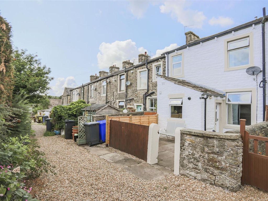 2 bed terraced house for sale in Back Smith Street, Barnoldswick BB18, £99,950