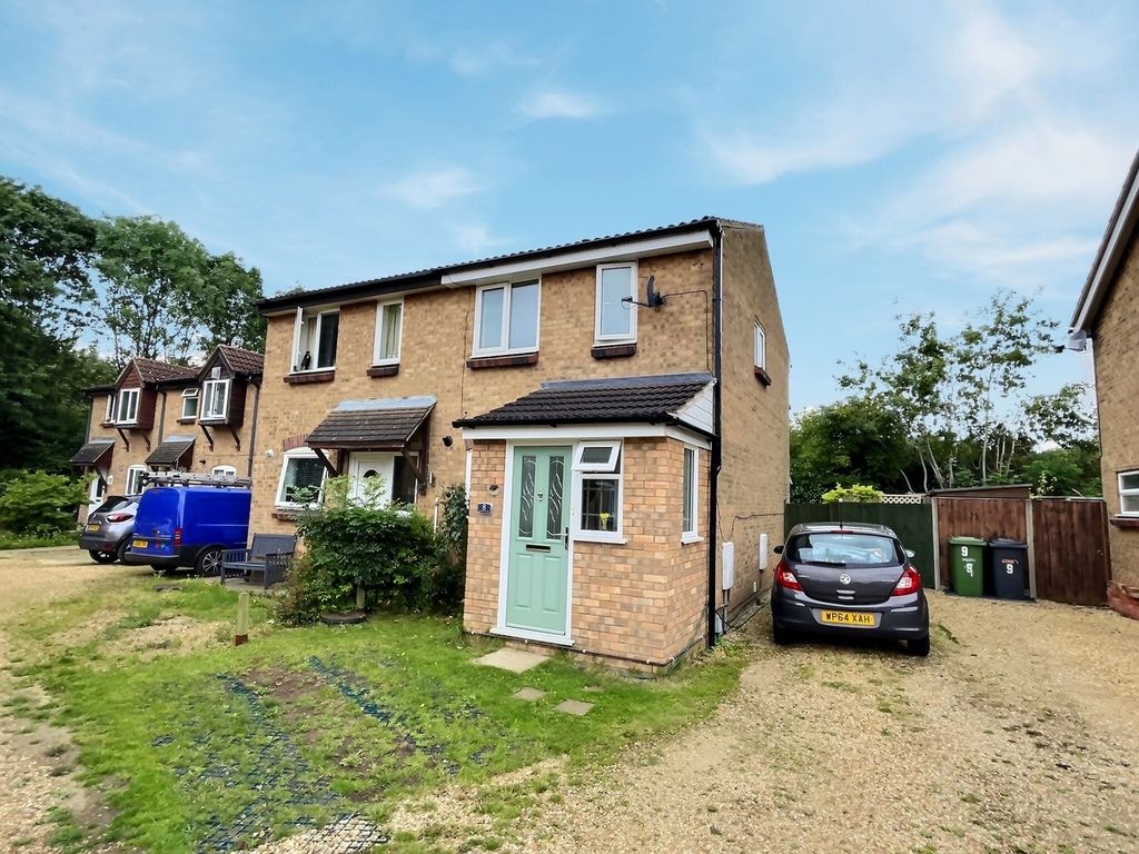 2 bed semi-detached house for sale in Kinnears Walk, Peterborough PE2, £179,000