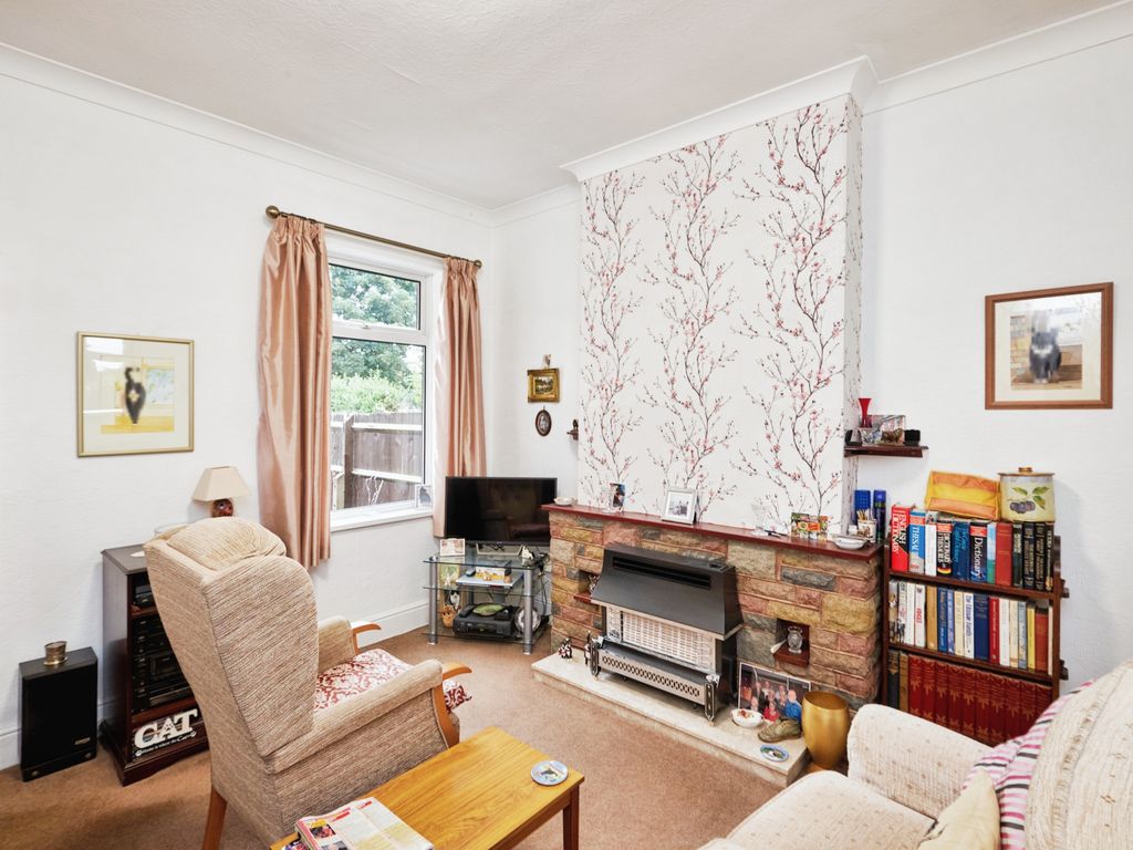 2 bed terraced house for sale in Bordesley Green, Birmingham B9, £160,000