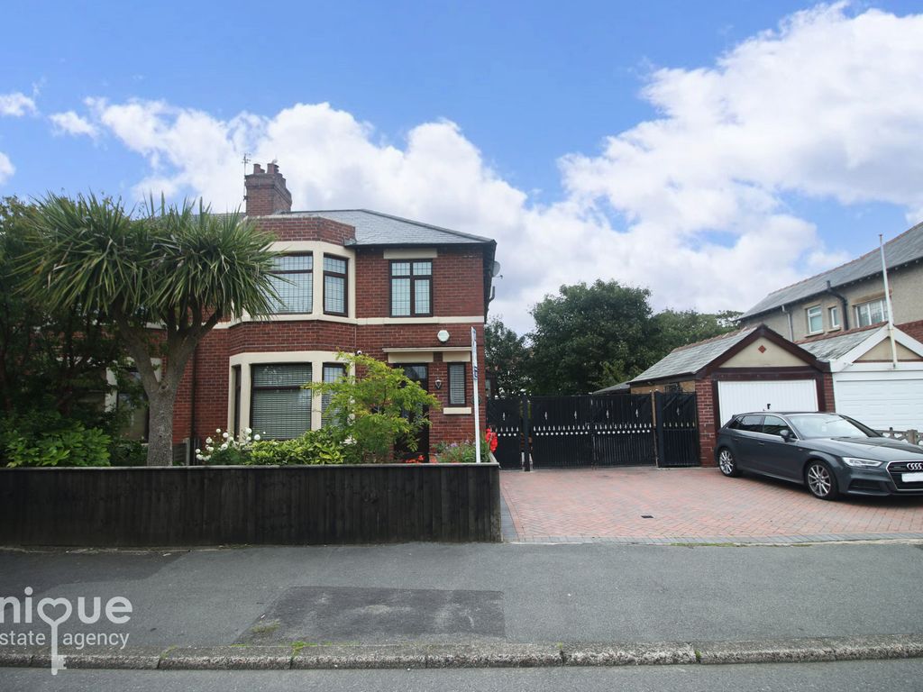 4 bed semi-detached house for sale in Fleetwood Road, Fleetwood FY7, £295,000