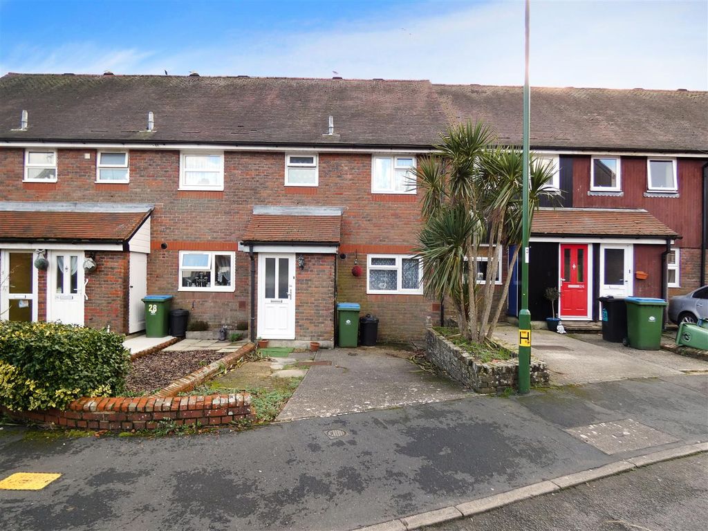 3 bed terraced house for sale in Ellis Close, Arundel BN18, £315,000